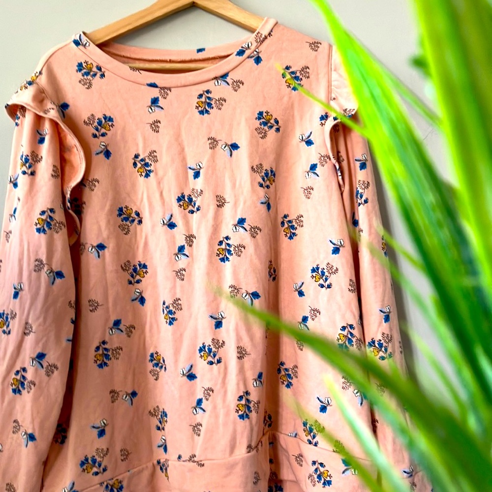 LOFT Flower print sweater shirt